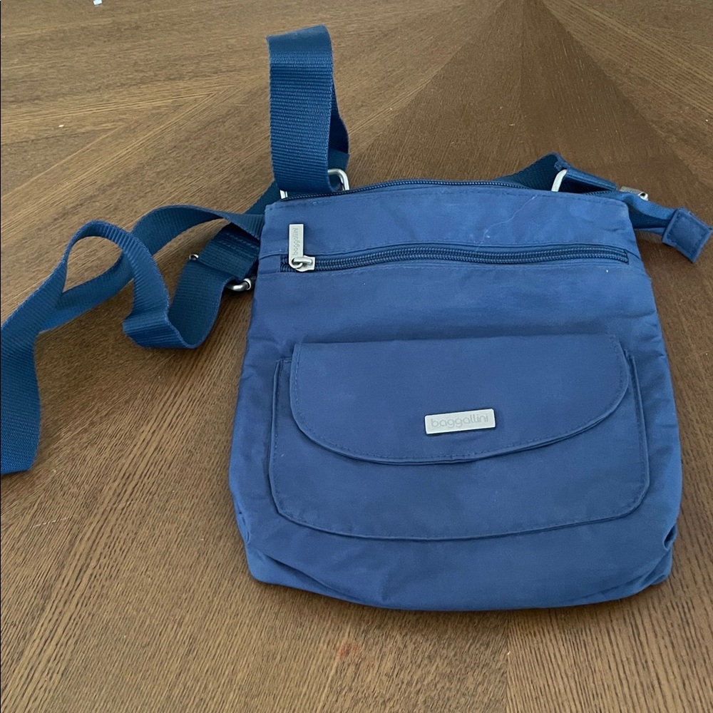 Baggallini Blue Crossbody Bag